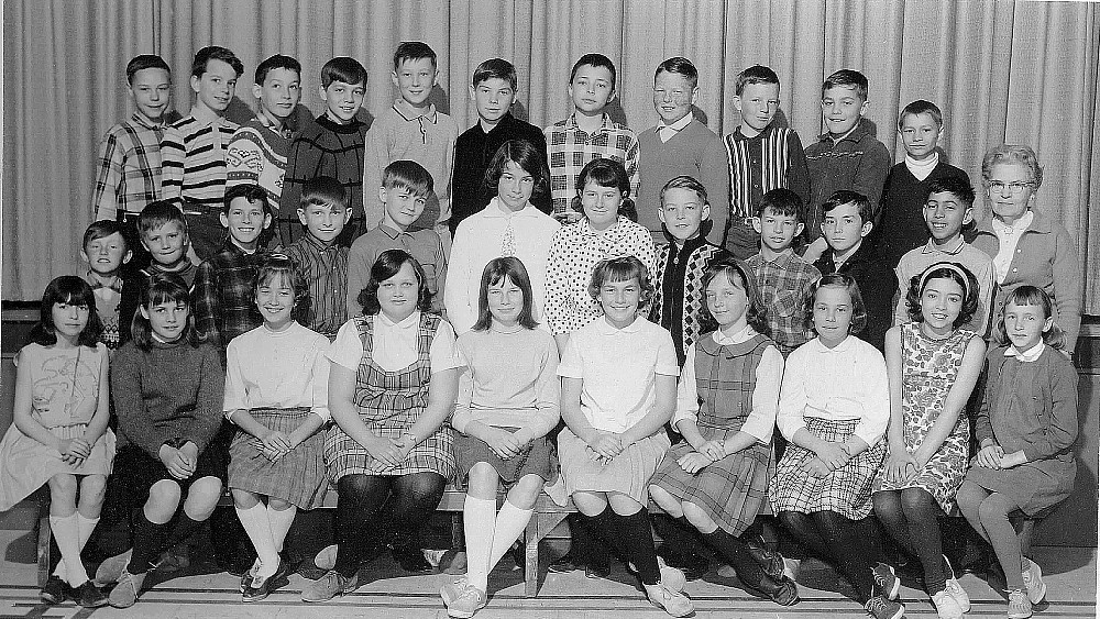 Huttonville Public School, 1965-66, class photo