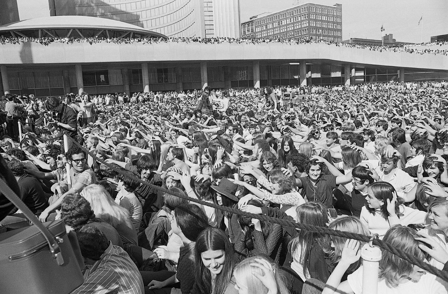 Crowd at Lighthouse Concert at City Hall, Toronto, 1970.
