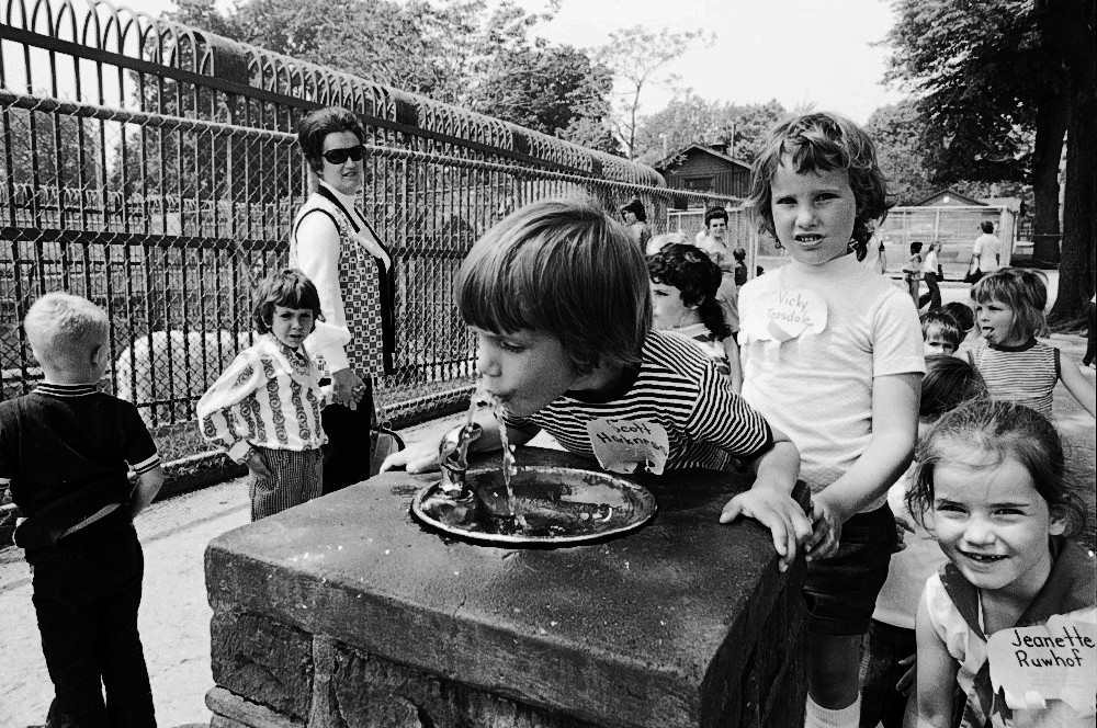 Students in Riverdale Park, 1973. Scott Harkness, Vicky Teasdale, Jeanette Ruwhof