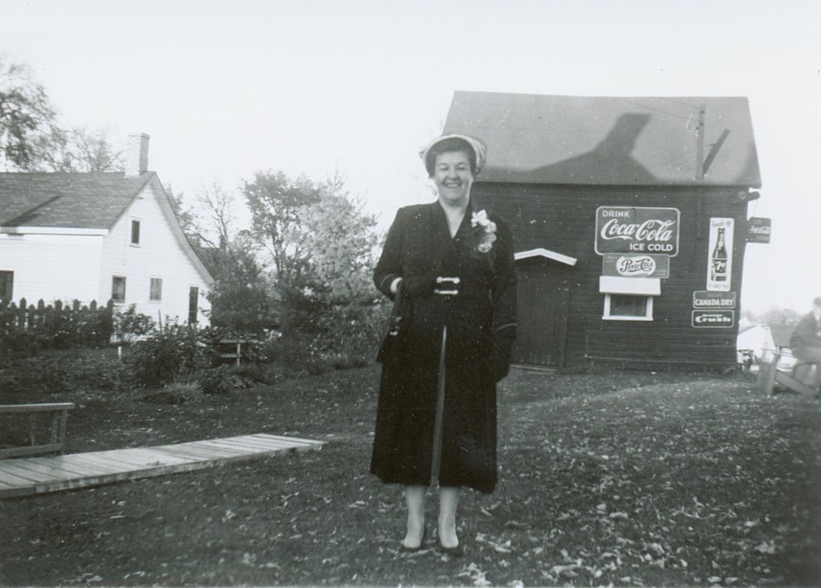Photo of Annie Davidson, Smiths Falls, Ontario.
