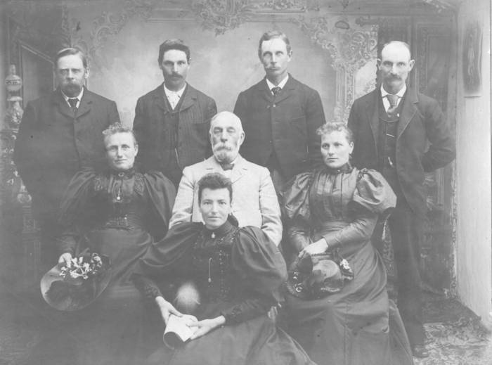 Robertson and Maxwell group photo