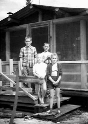 John & Ann Thomson & Jack Rosseter & Christine -1959