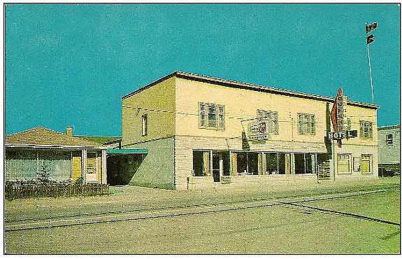 Queen's Hotel in 1950's