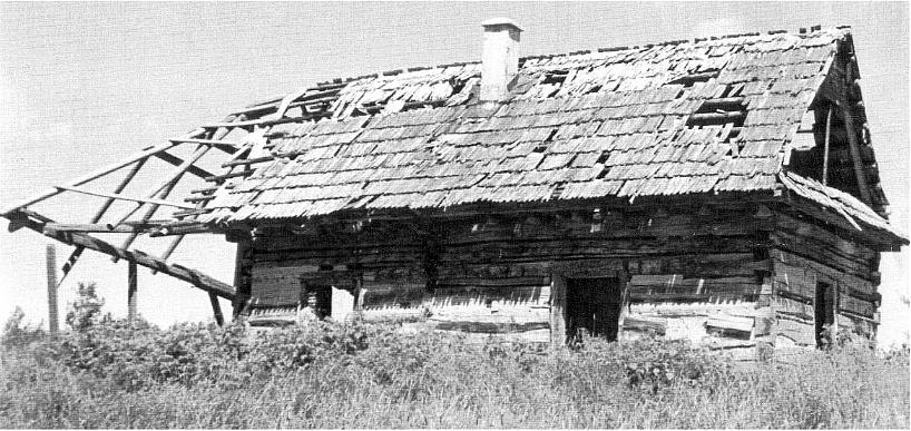 Abandoned home in Bradlo