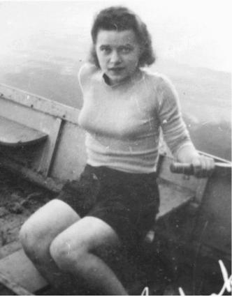 Katy Terefenko, mid 1940s