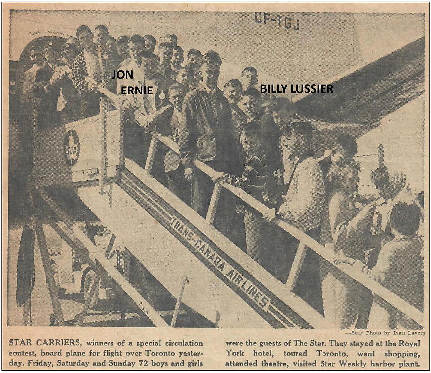 Toronto Star carriers boarding sight-seeing flight