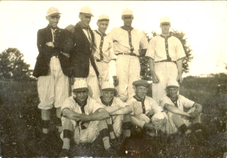 early baseball team