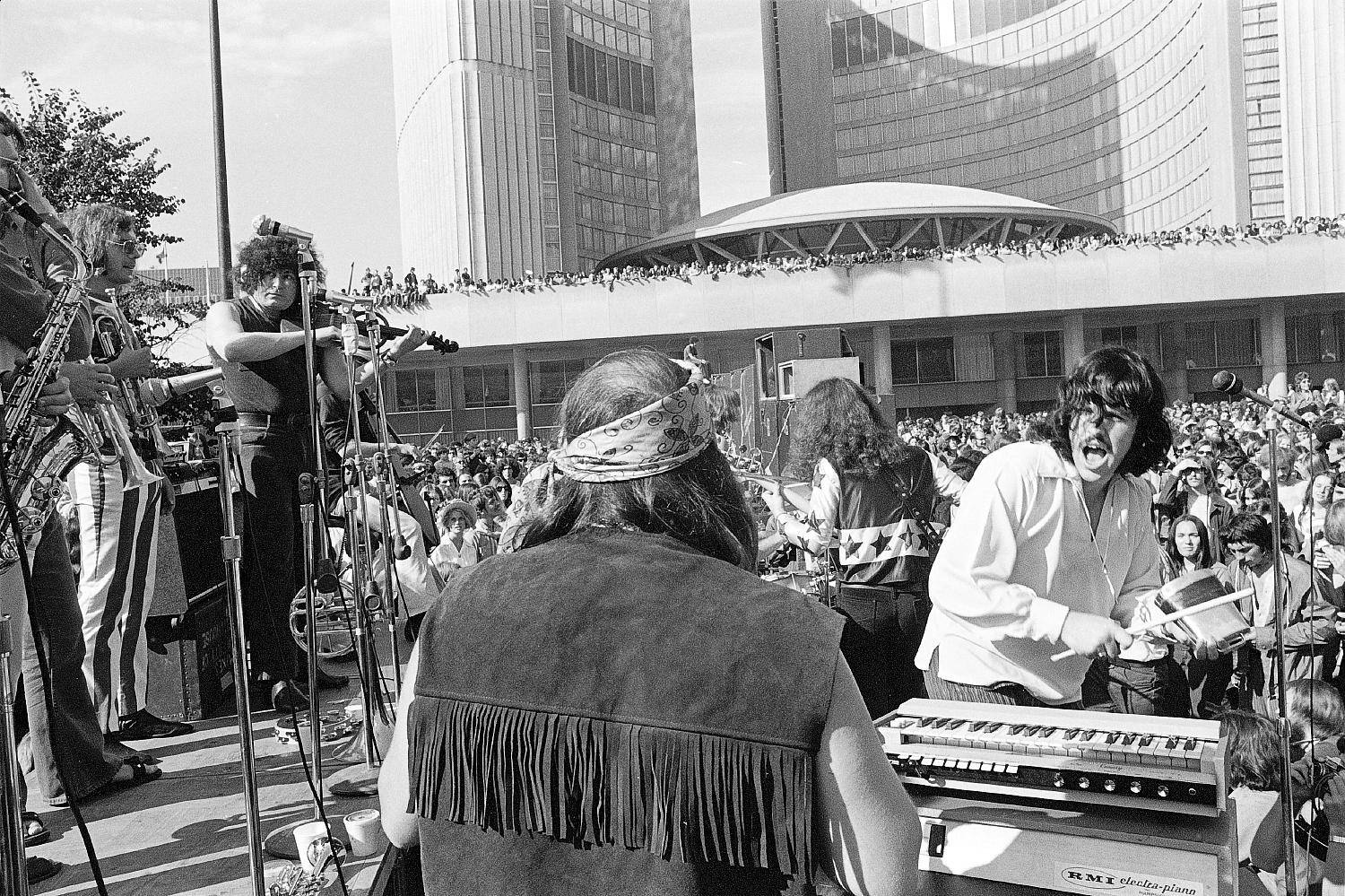 Paul Hoffert & Bob McBride, Lighthouse Concert at City Hall, Toronto, 1970.